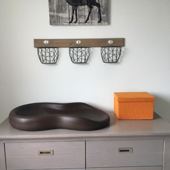 keekaroo peanut changer stores